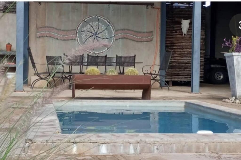 Hackberry House Black Thorn Cottage, Off Grid Khemsbok المظهر الخارجي الصورة